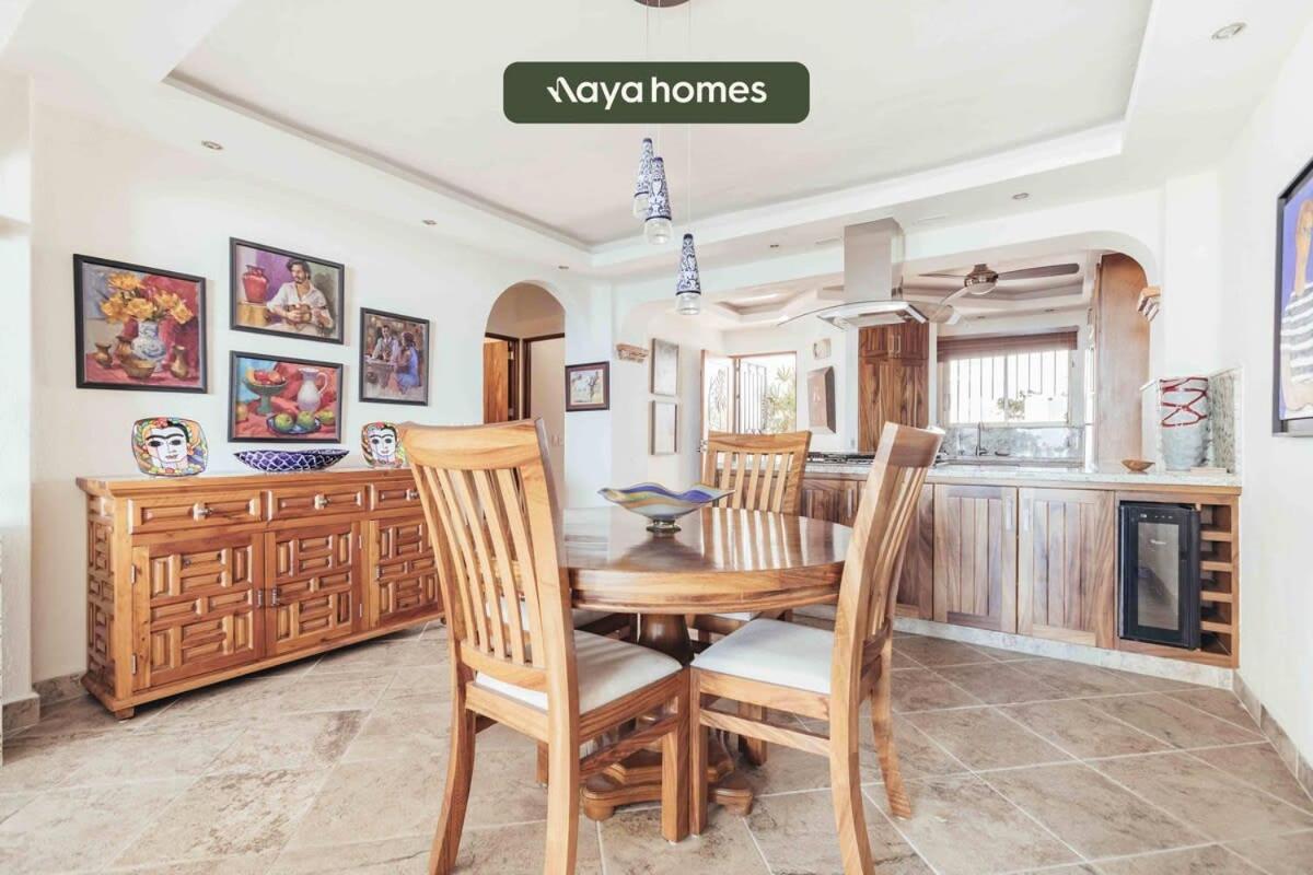 Ocean View 2br Condo-balcony-beach-pool Apartment *