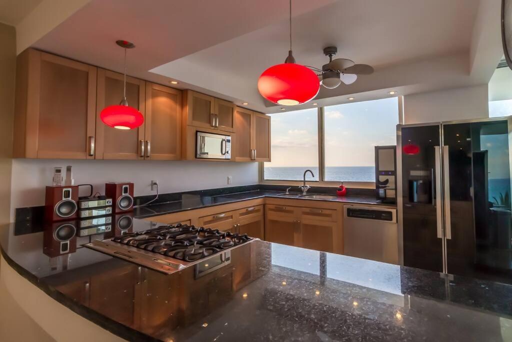 Frente A La Mejor Playa En Vallarta. Holiday home