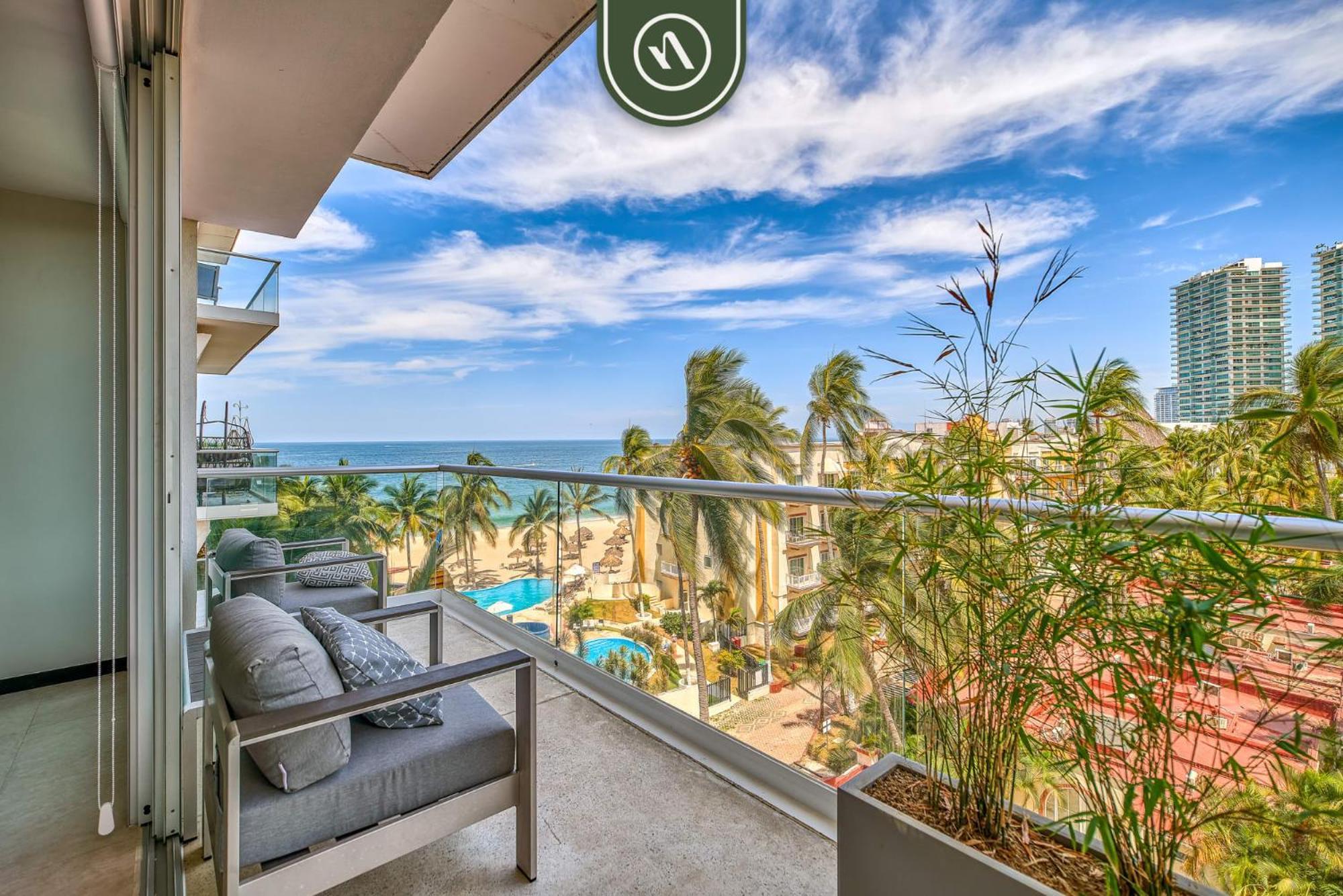 Luxury Oceanfront 2br With Private Balcony Apartment Puerto Vallarta