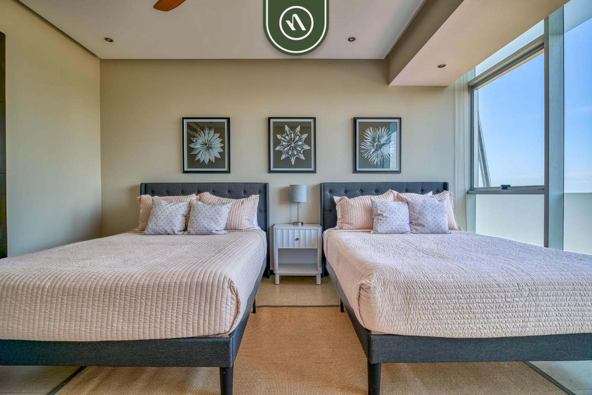 Apartment Luxury Oceanfront 2br With Private Balcony