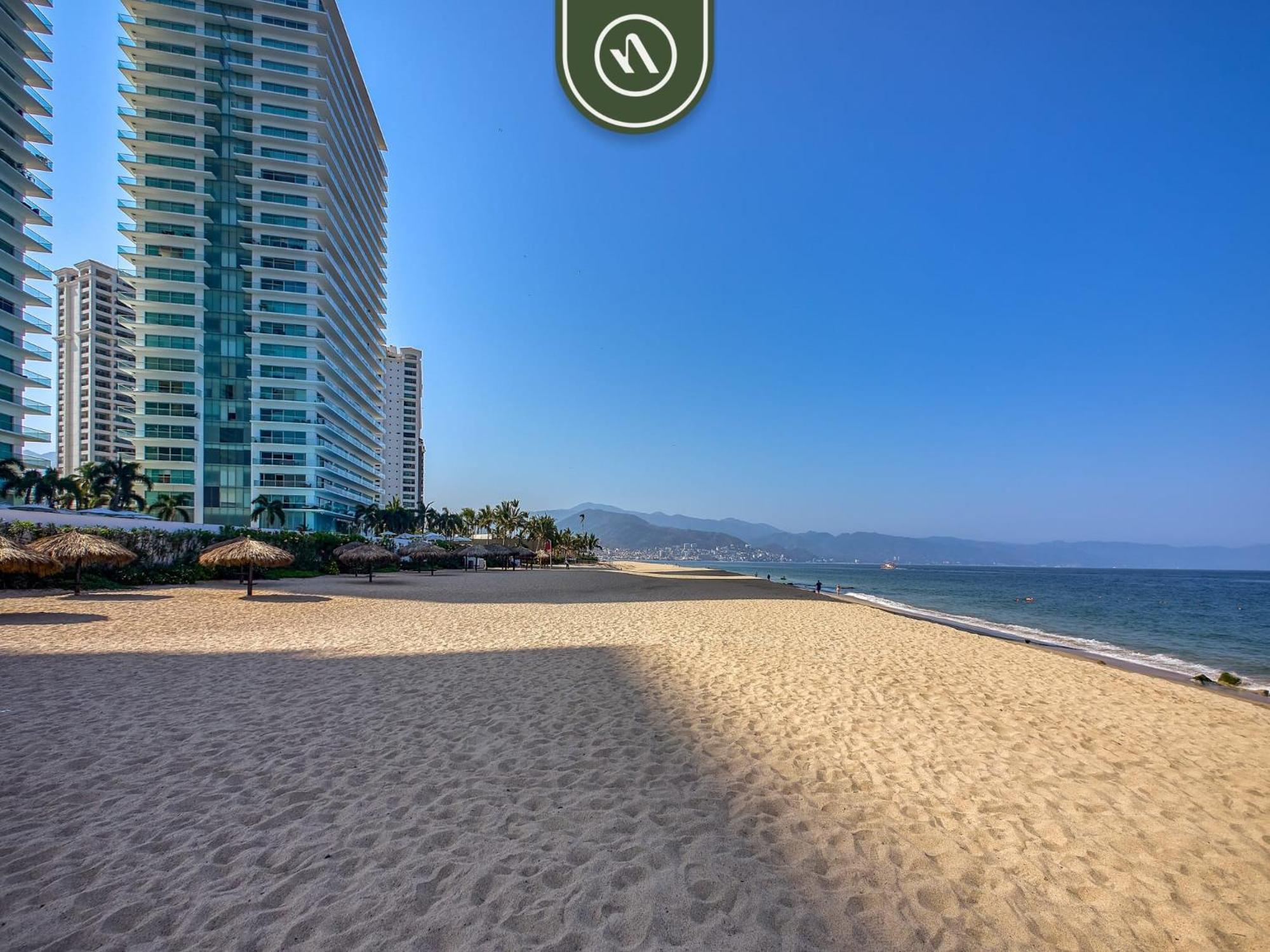 Apartment Luxury Oceanfront 2br With Private Balcony Puerto Vallarta