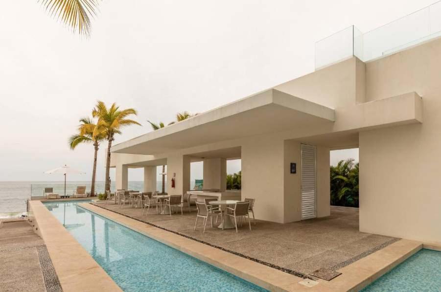Bright Ocean Views & Pool Apartment Puerto Vallarta