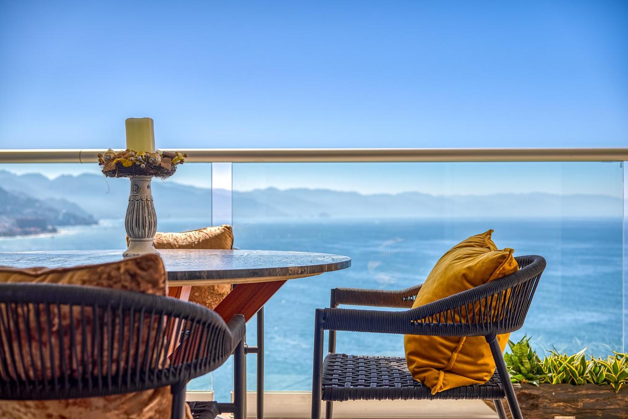 Apartment Oceanfront Puerto Vallarta