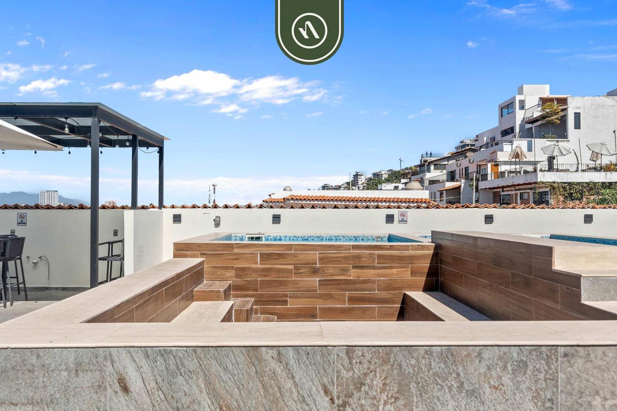 Apartamento Restored Historic 2 Bedroom In Downtown - Pool *