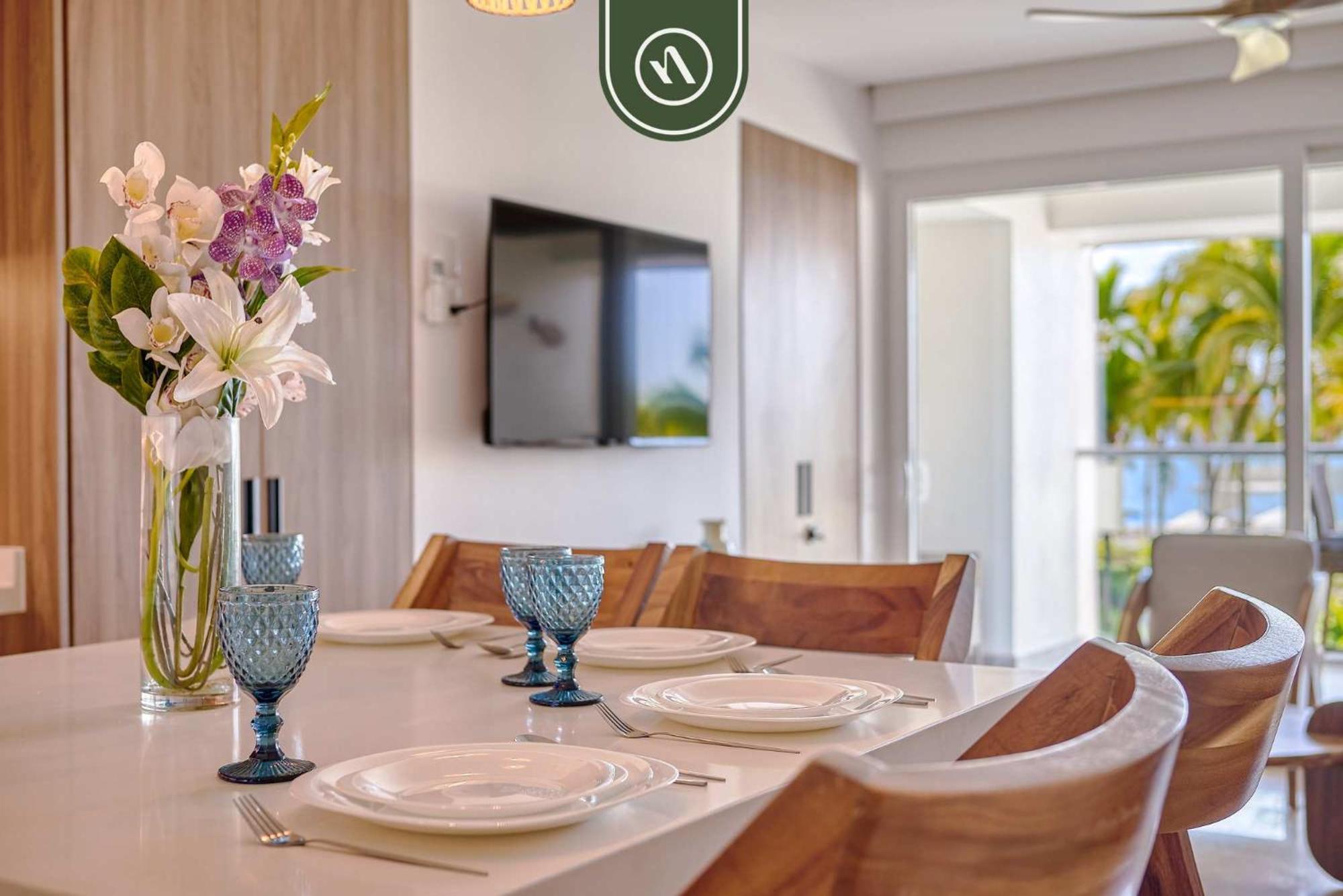 Oceanview 1 Bedroom - - Multiple Pools