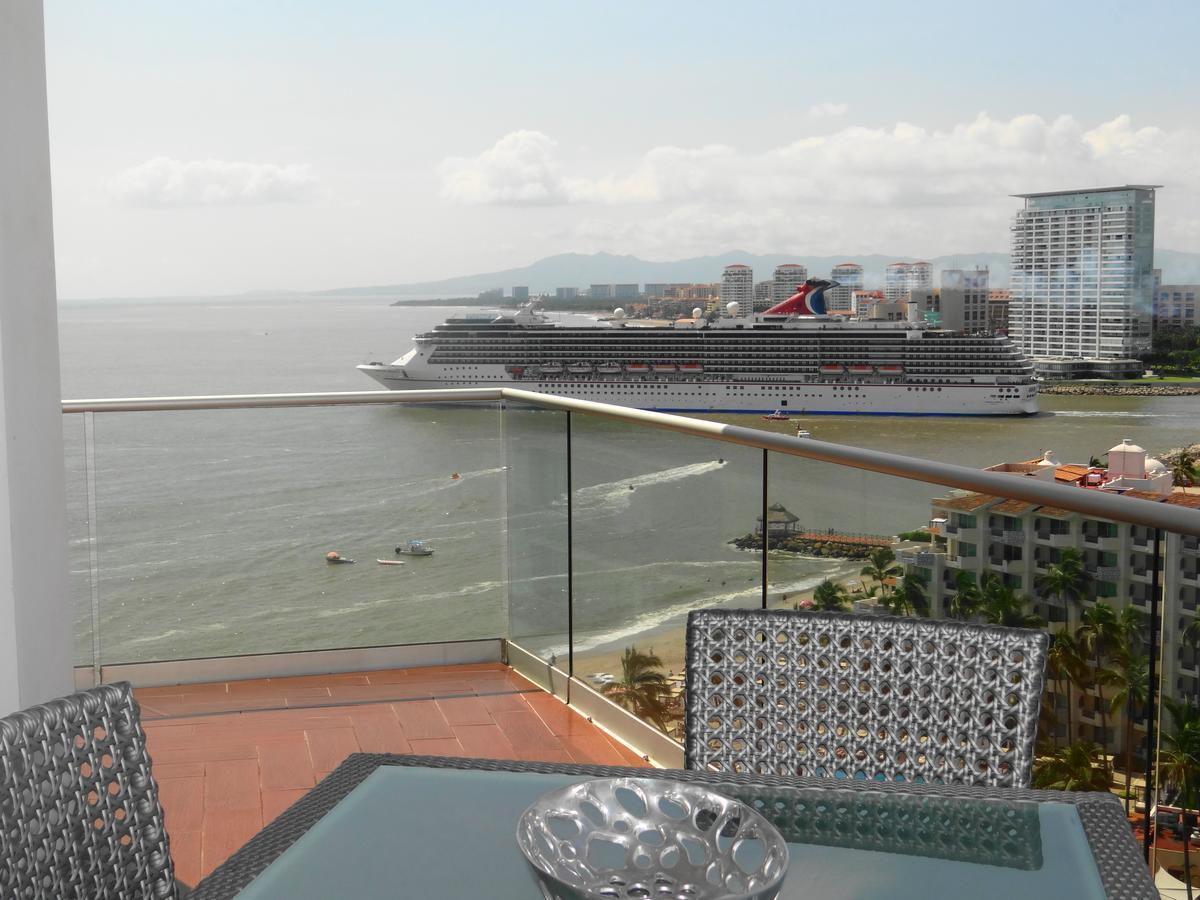 Icon Vallarta *