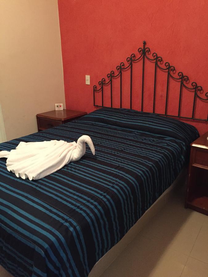 Hotel Casa Del Parque Vallarta