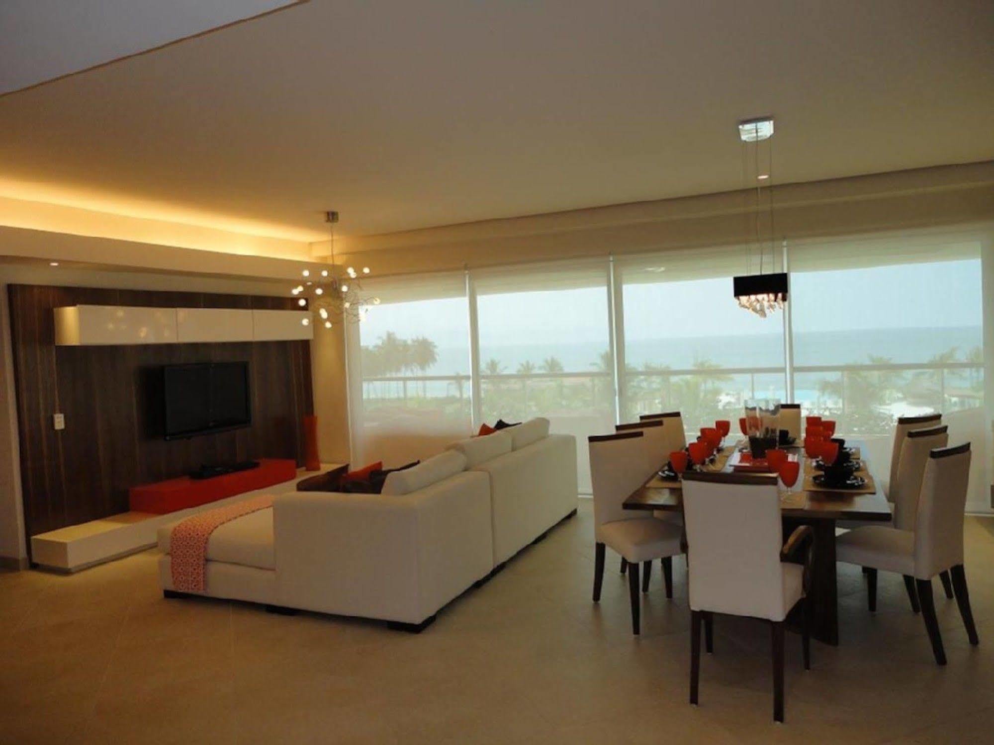 Unlimited Luxury - Del Canto 3*