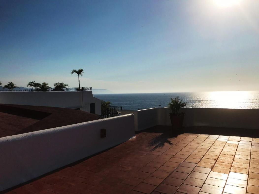 Apartment Brisas Del Mar Studio Steps Away From Muertos Beach