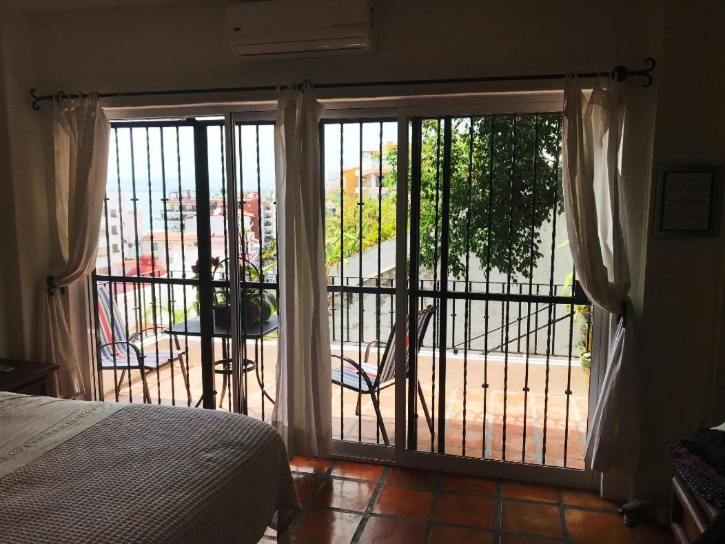Brisas Del Mar Studio Steps Away From Muertos Beach Apartment Puerto Vallarta