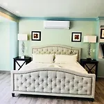 Pv South Shore Luxury Suites And Villa For Rent