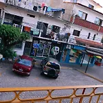 Balcony Grandiahouse