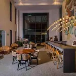1 Bd In The Heart Of Romantic Zone