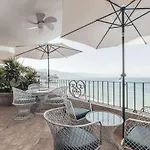 Ocean View 2Br Condo-Balcony-Beach-Pool