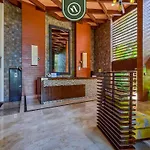 1 Bedroom Condo - Amazing Sunsets Froom The Roof - Pool