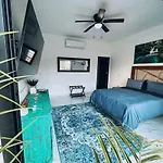 Casa Luna