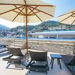 Luxury 2 Bedroom Condo, Walk To Everything In Zona Romantica, Pool, Bbq