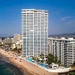 Oceanfront 1Br With Balcony - Sea View & Pools