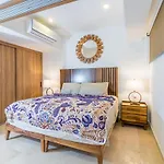 Charming Oceanfront Condo