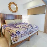 Charming Oceanfront Condo
