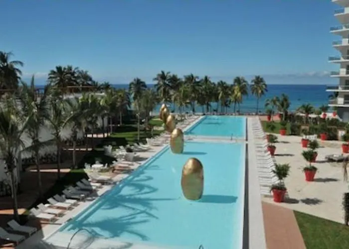 Departamentos Oceanfront Icon Vallarta