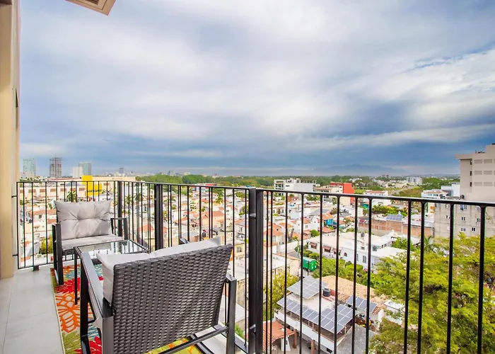 Top Floor Skyline 2Br In Versalles
