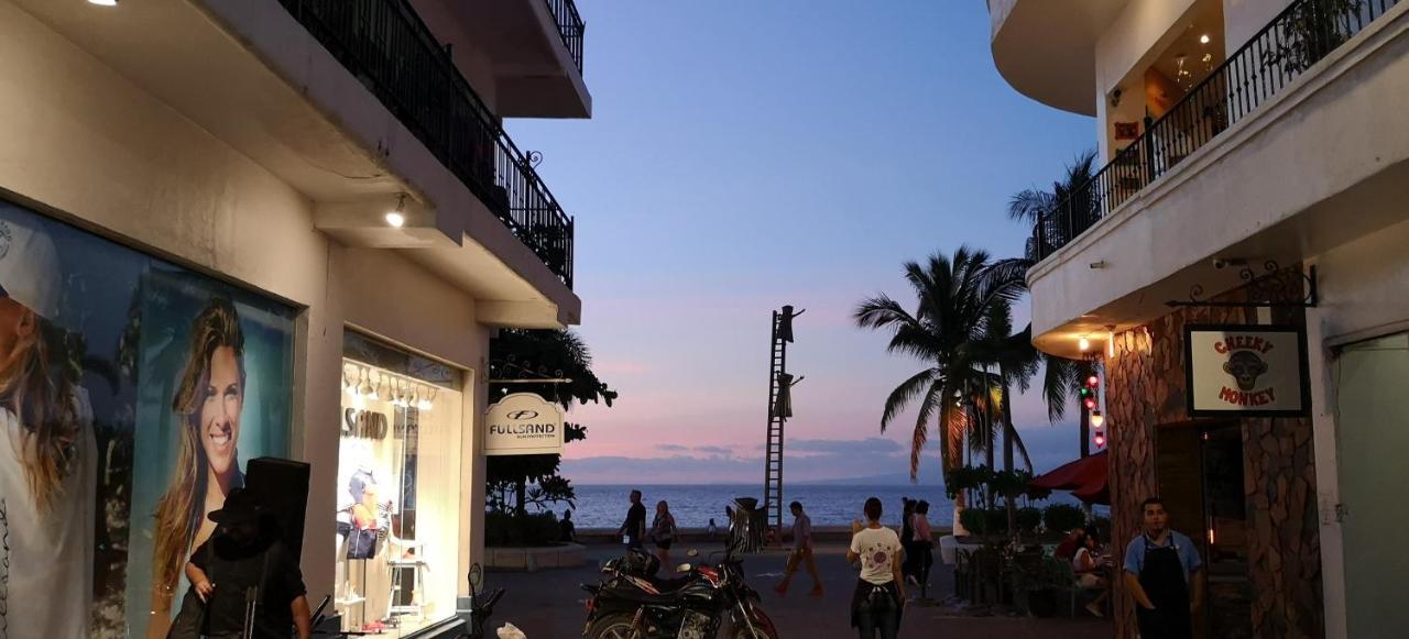 Oceano Plata Malecon *