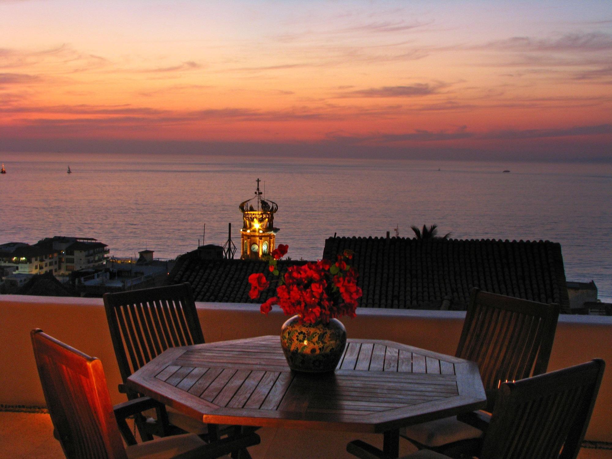 Luna Liquida Hotel 3*
