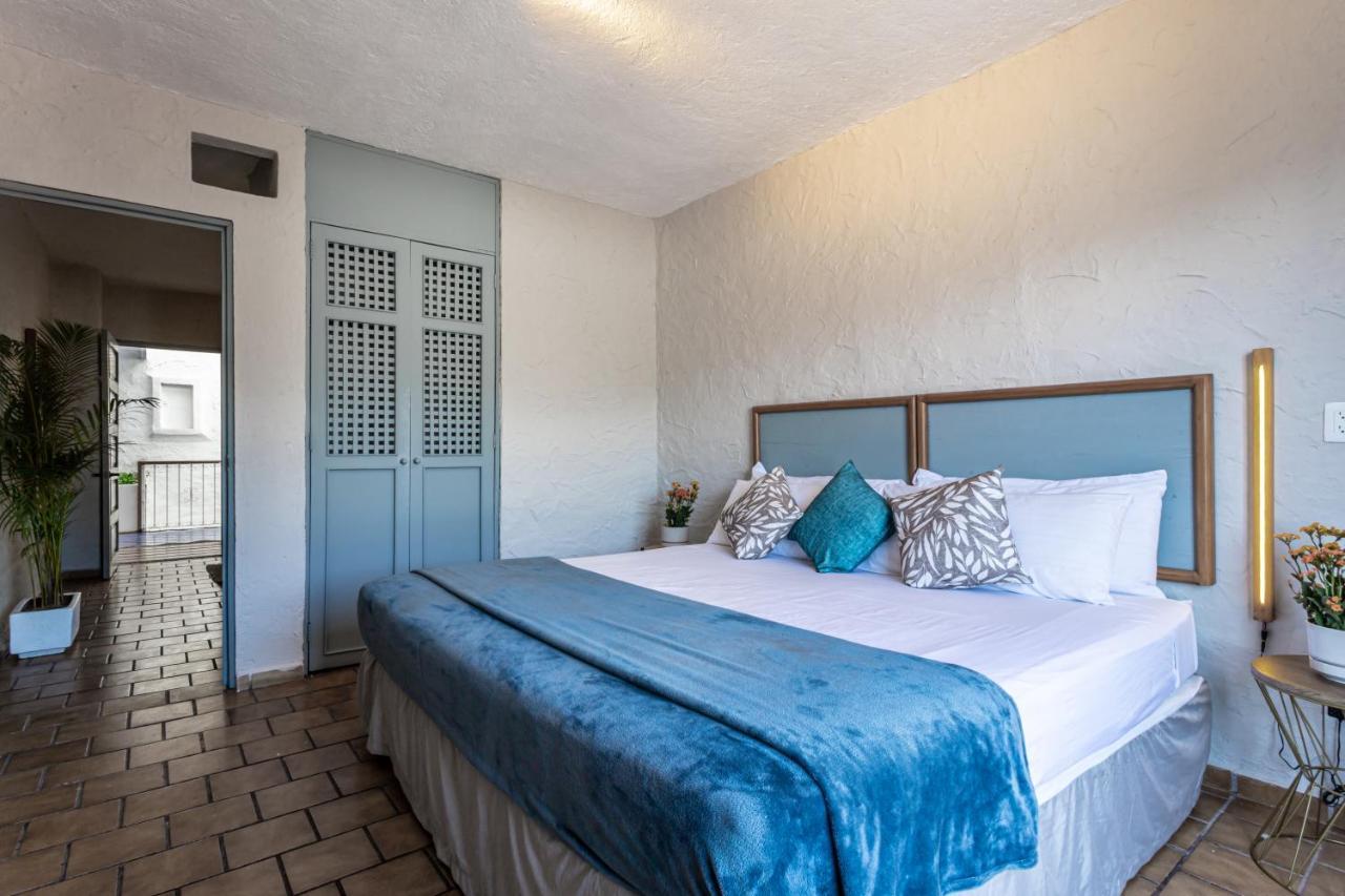 Soy Local Hotel *