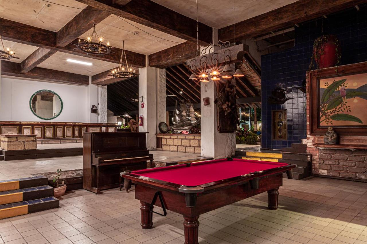 Soy Local Hotel *