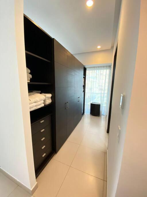 Apartamento Icon - Beachfront, 3 Bedrooms +