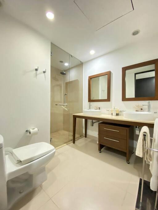 Icon - Beachfront, 3 Bedrooms + Apartamento *