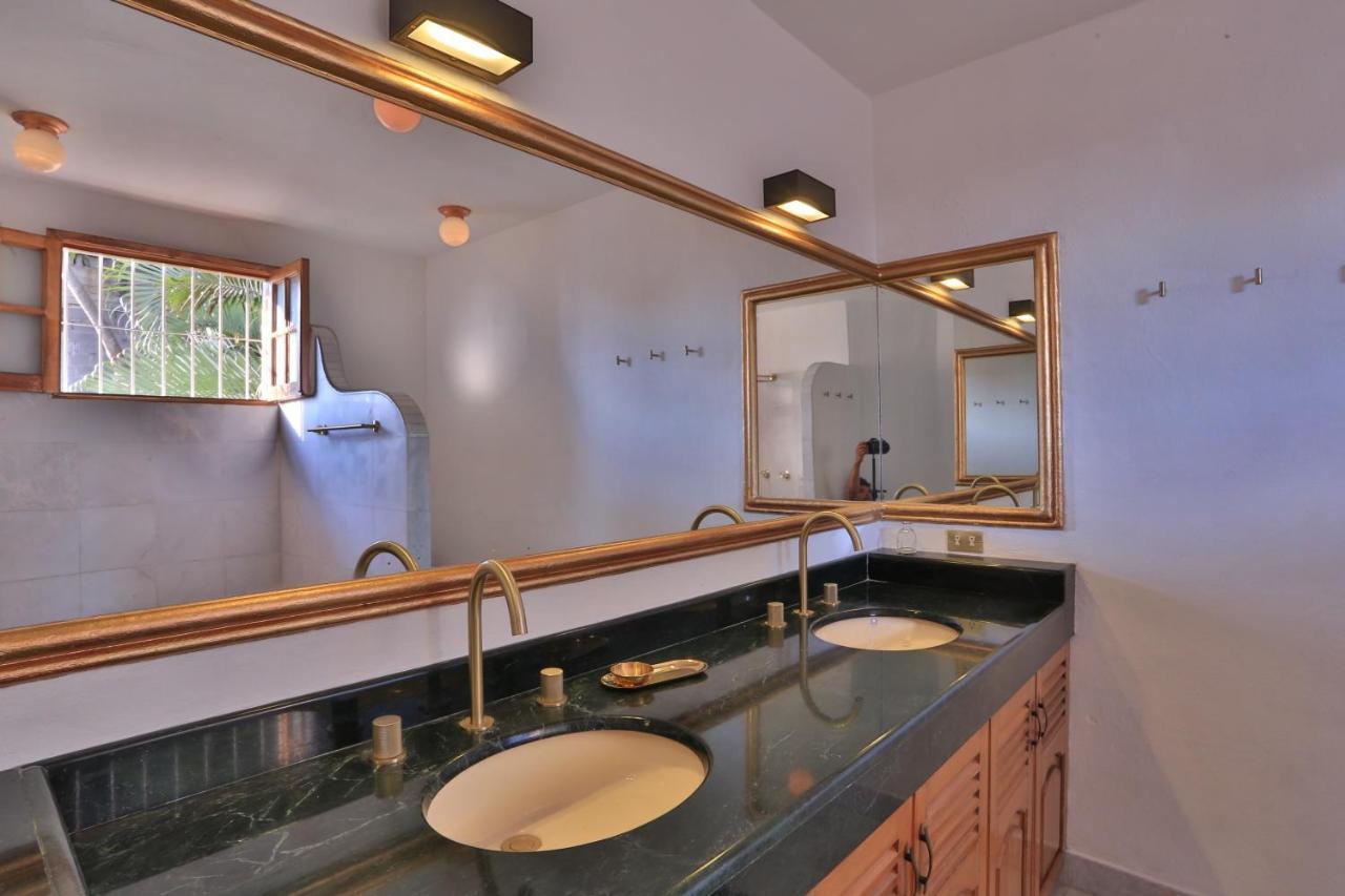 La Del Sol - Pool & And Staff Bed & Breakfast *