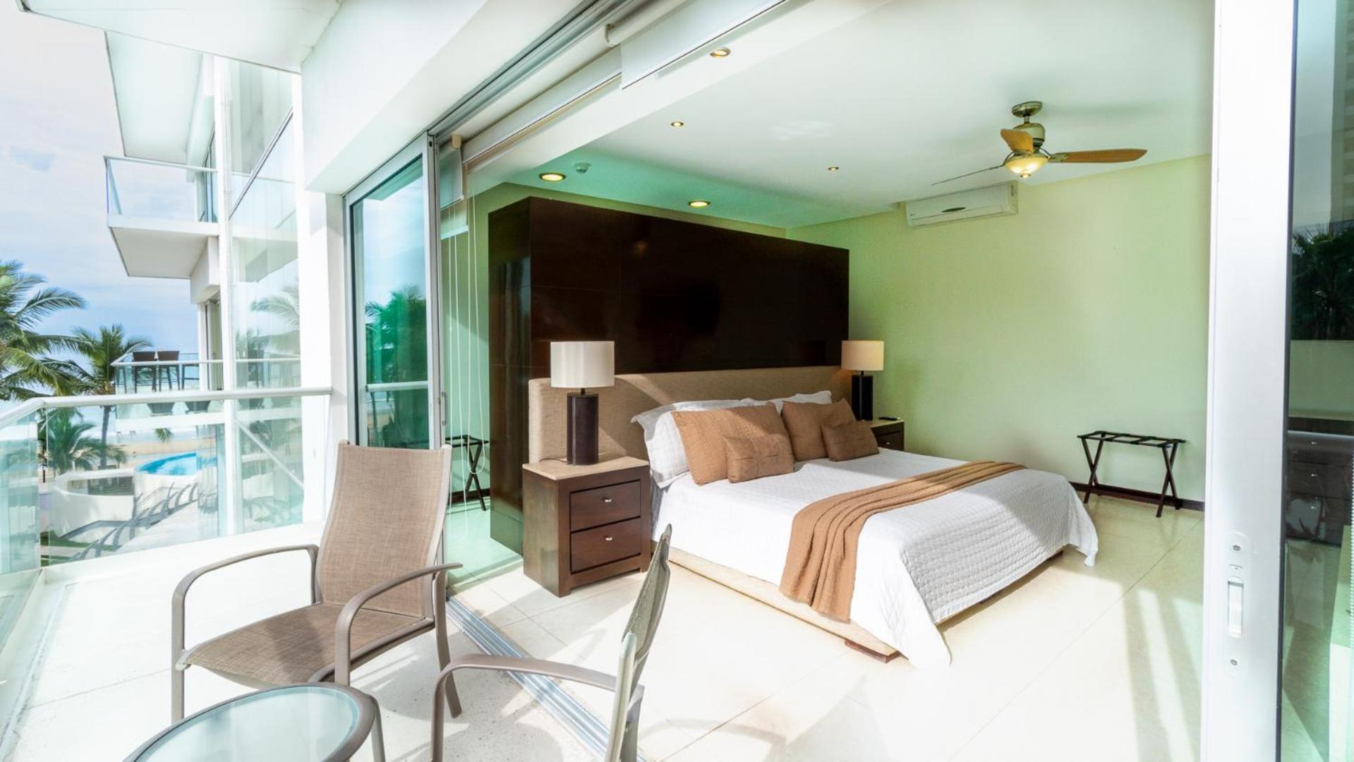Peninsula T3 1a Luxurious Ocean View Getaway By Kivoya
