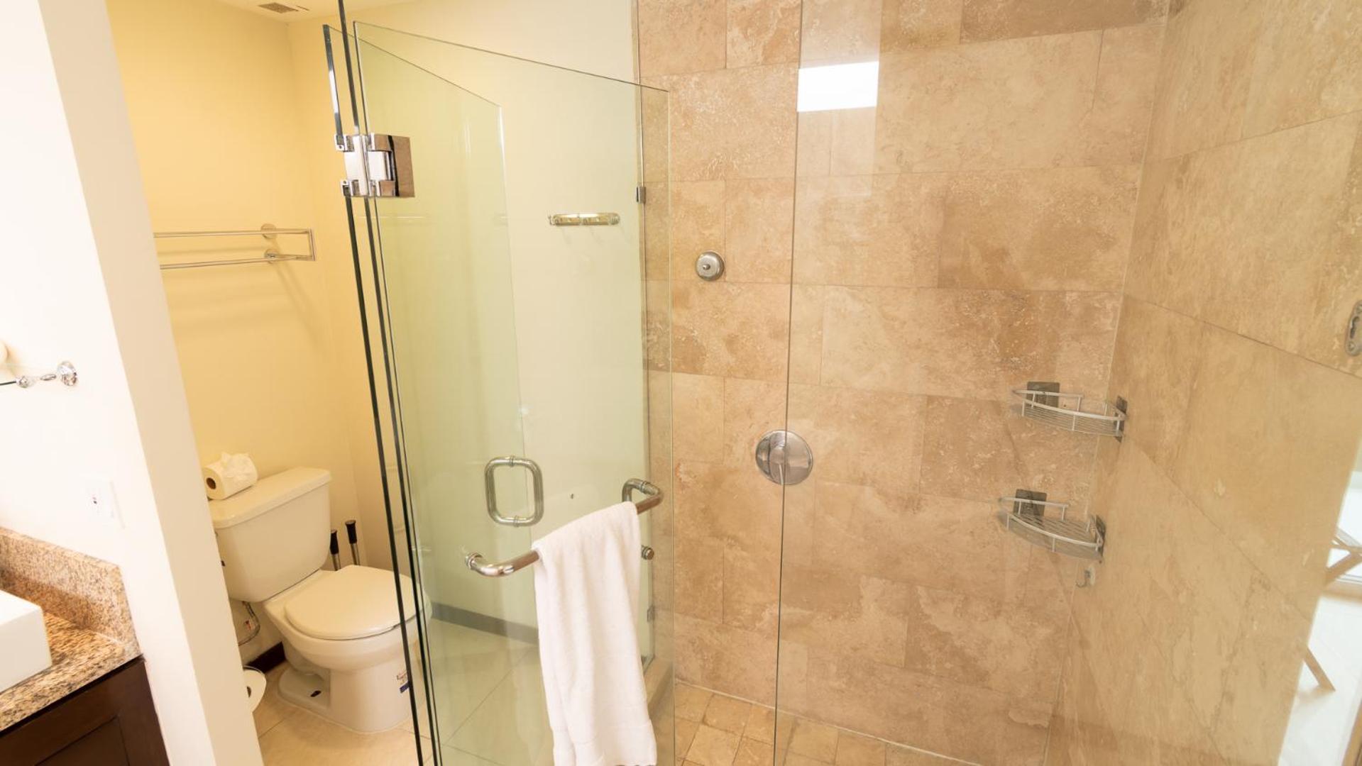 Peninsula T3 1a Luxurious Ocean View Getaway By Kivoya Apartment *