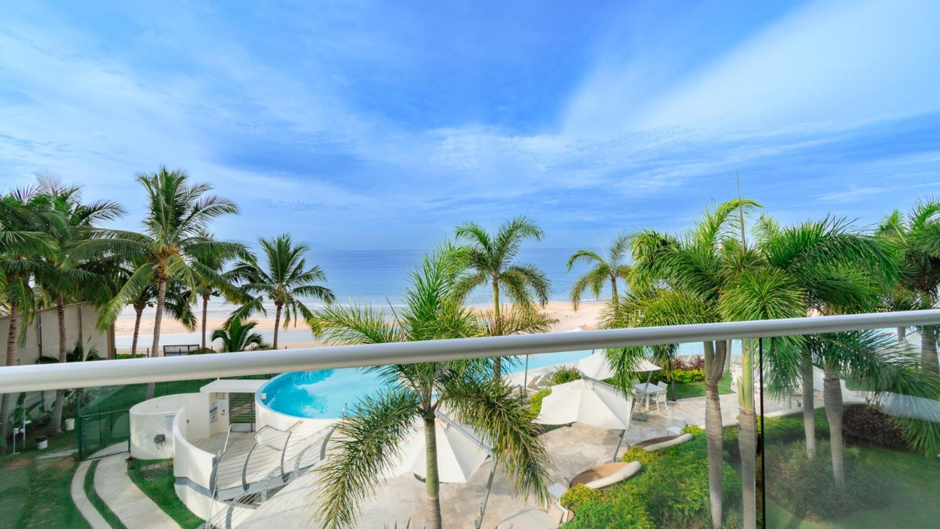 Peninsula T3 1a Luxurious Ocean View Getaway By Kivoya *