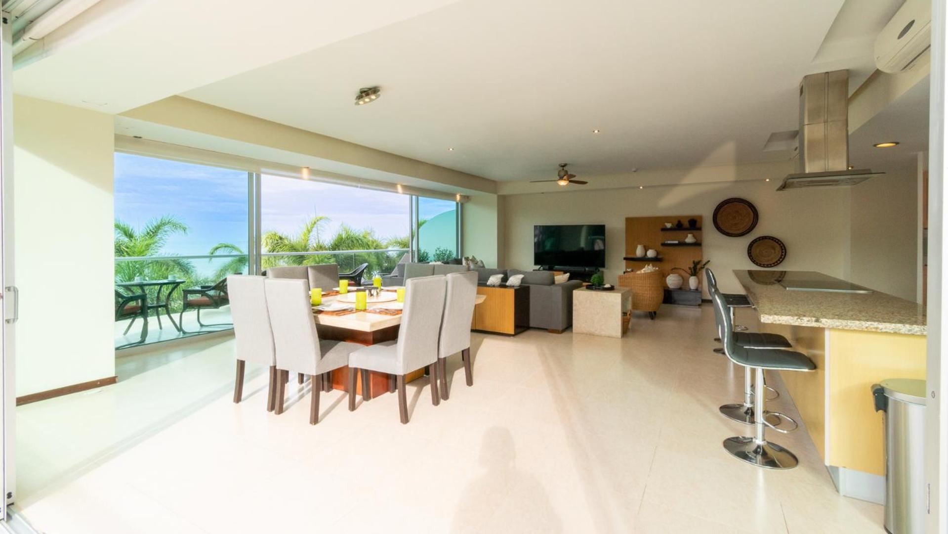 Peninsula T3 1a Luxurious Ocean View Getaway By Kivoya