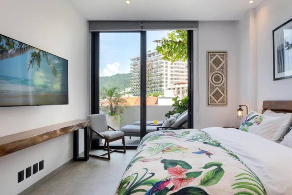 Apartment 1 Bd In The Heart Of Romantic Zone