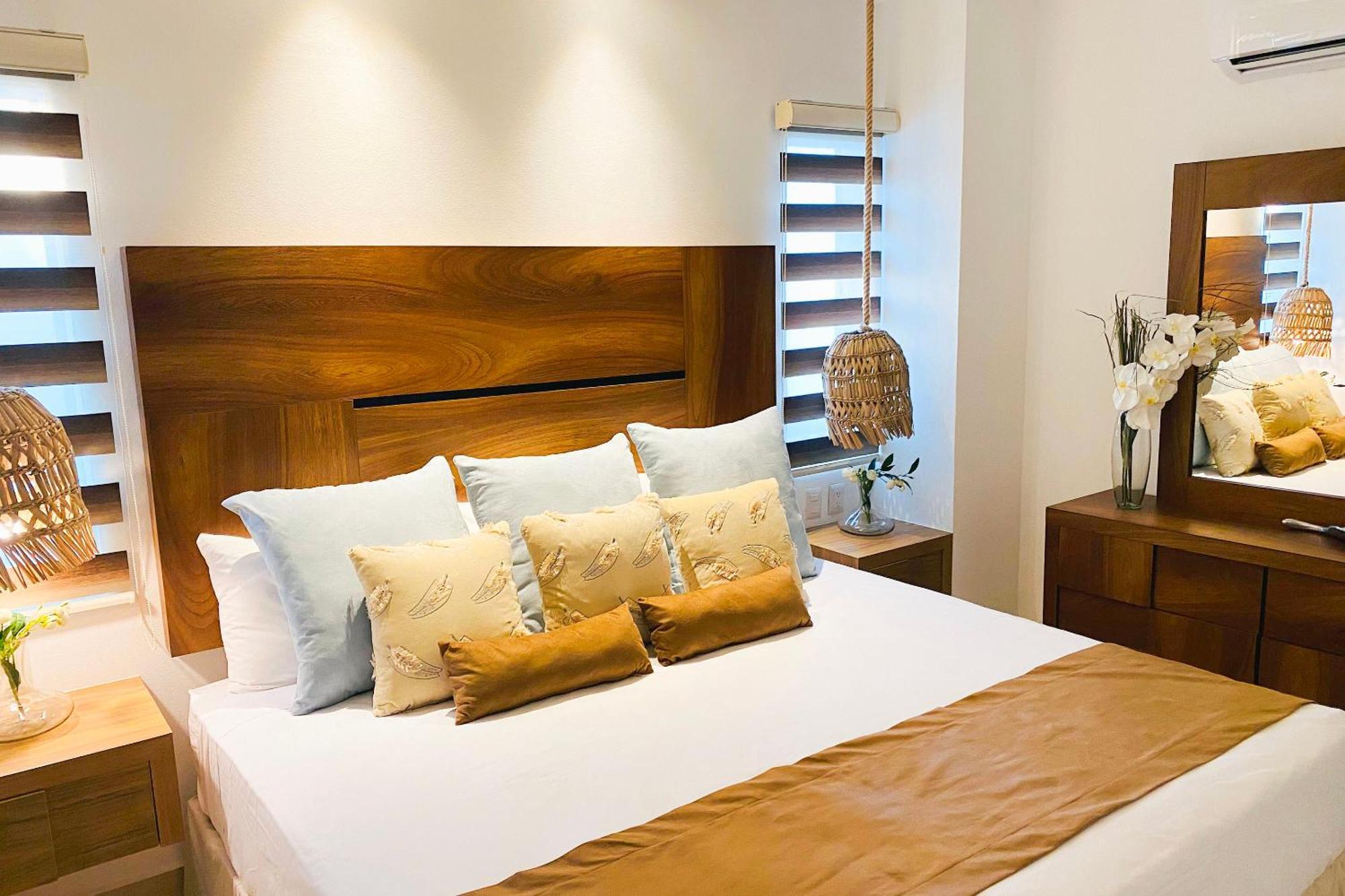 6 Blocks To Beach, Roof Terrace With Spa Tub & Bbq Apartamento
