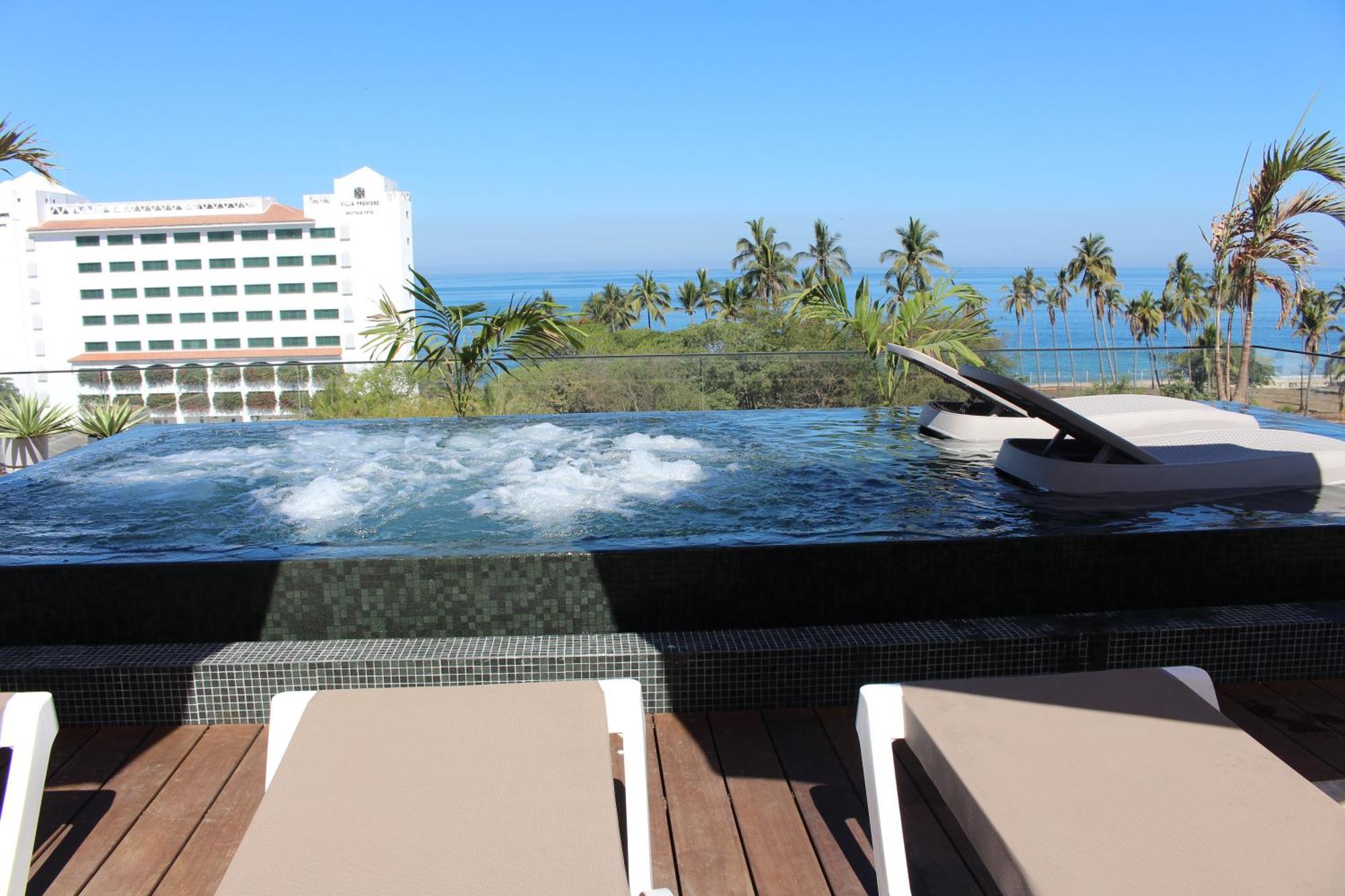 105 Downtown, Rooftop - Ocean View
