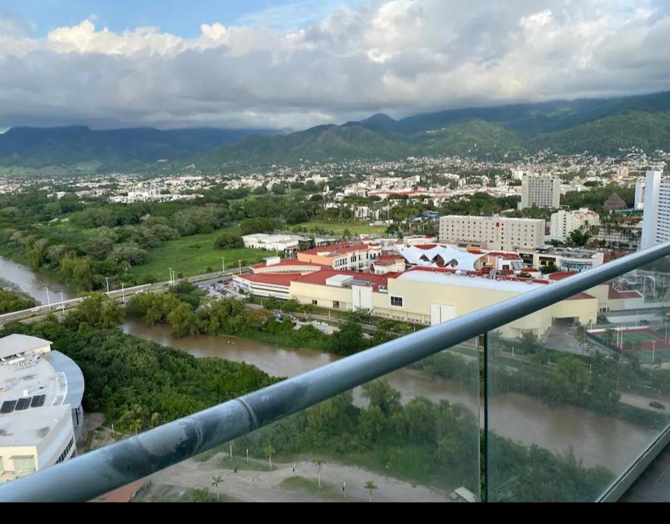 Peninsula Vallarta * Puerto Vallarta
