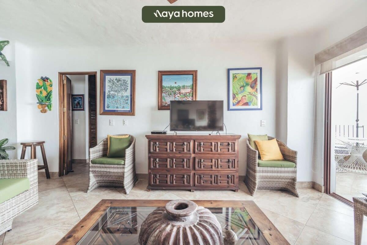 Ocean View 2br Condo-balcony-beach-pool Apartment