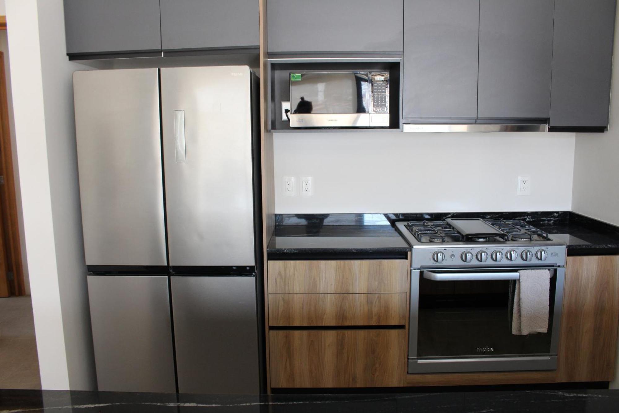 105 Downtown, Rooftop - Ocean View *
