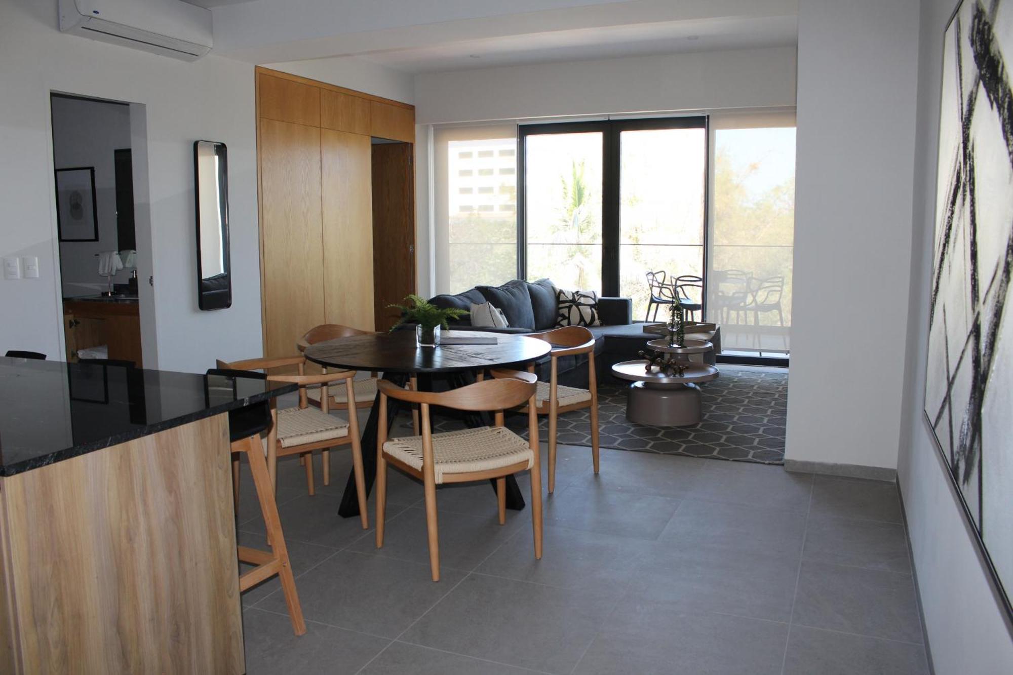 105 Downtown, Rooftop - Ocean View *