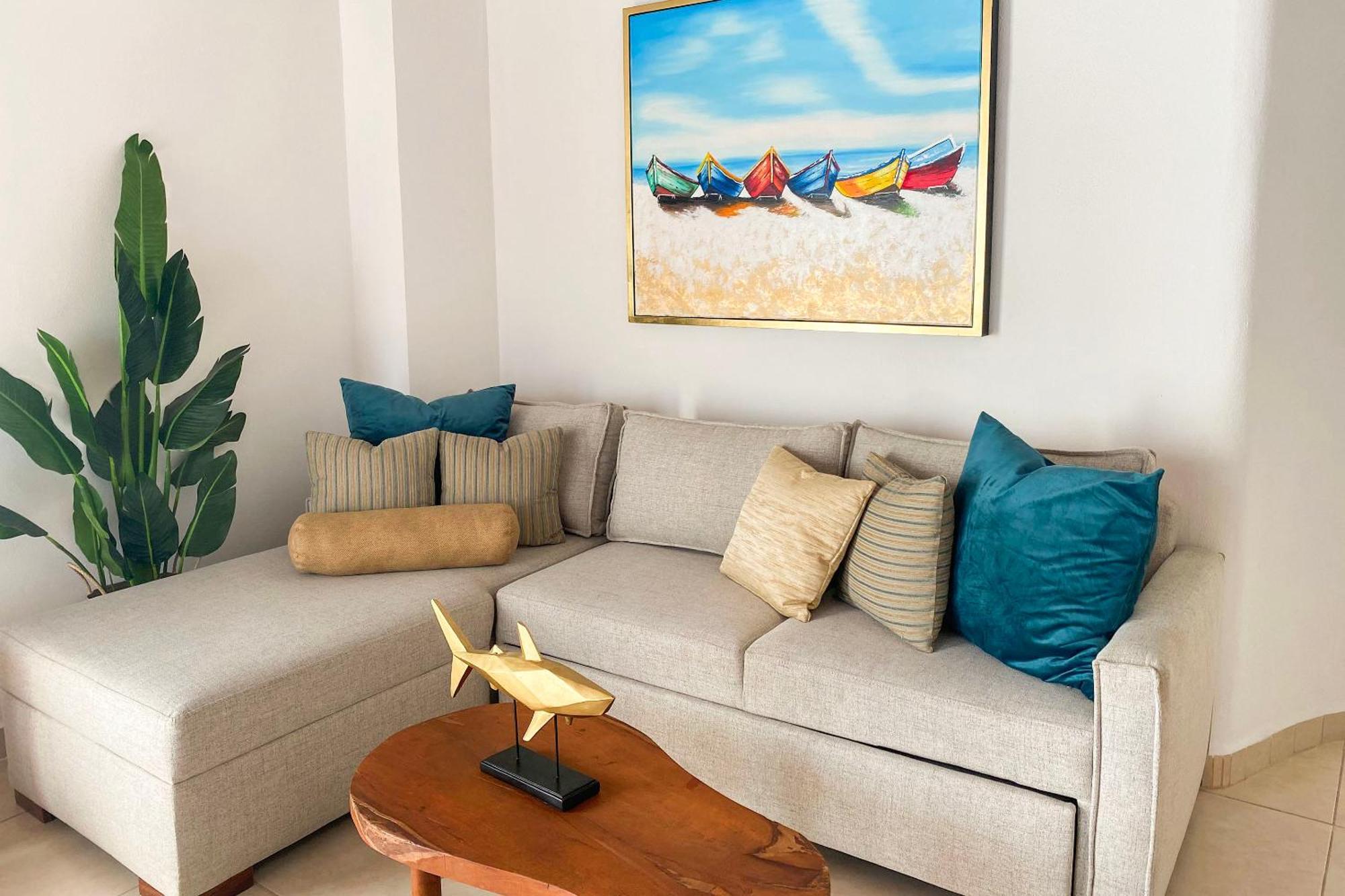 6 Blocks To Beach, Roof Terrace With Spa Tub & Bbq