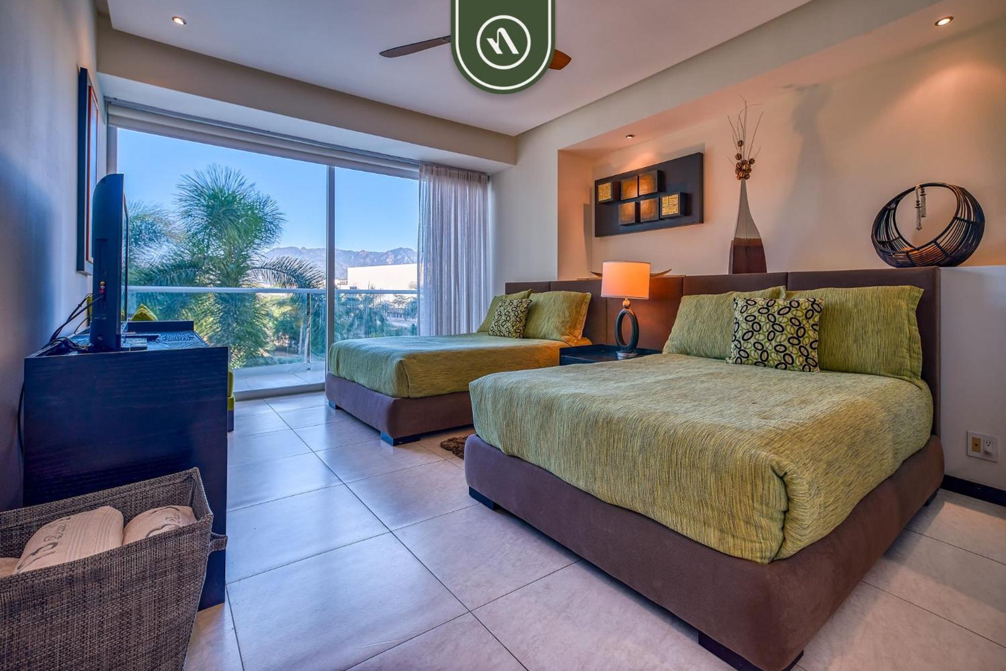 Peninsula 201d Apartamento *