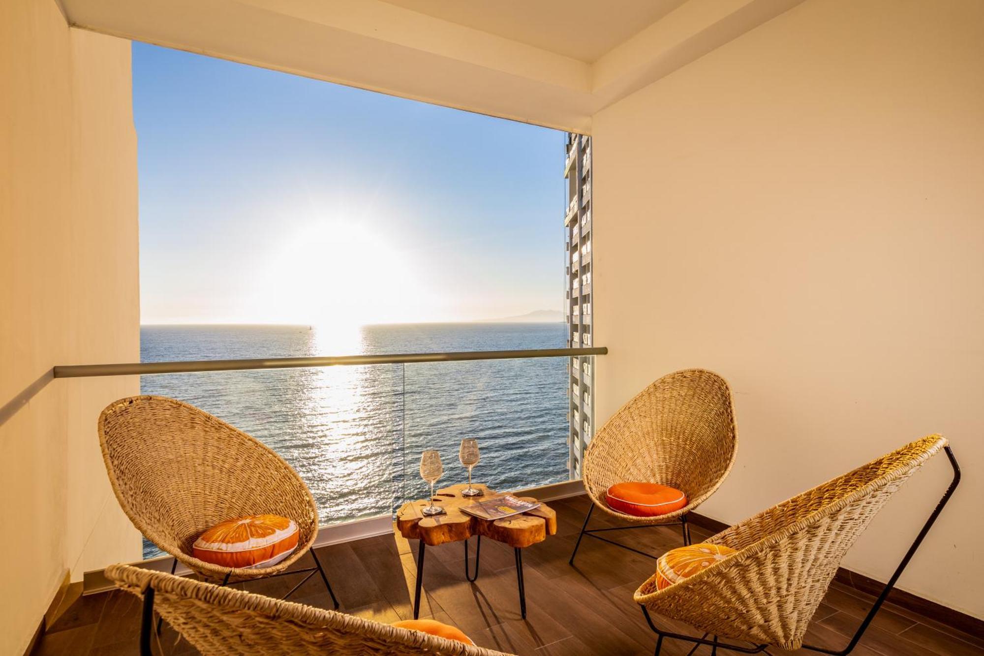 Harbor 13008a Artistic Beachfront By Moikkarentals Apartamento *