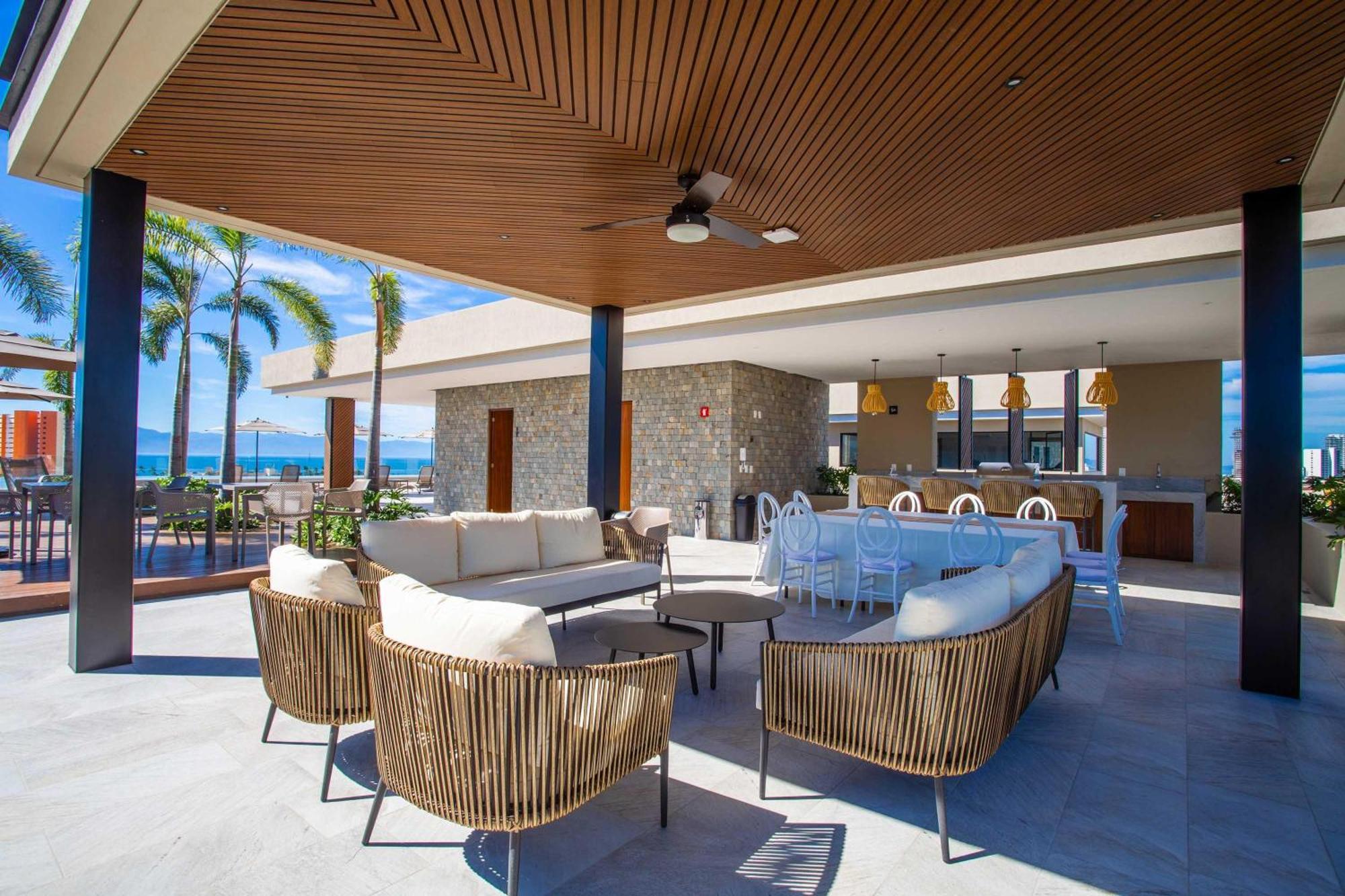 Sleek Versalles 2br Roma Encore * Puerto Vallarta