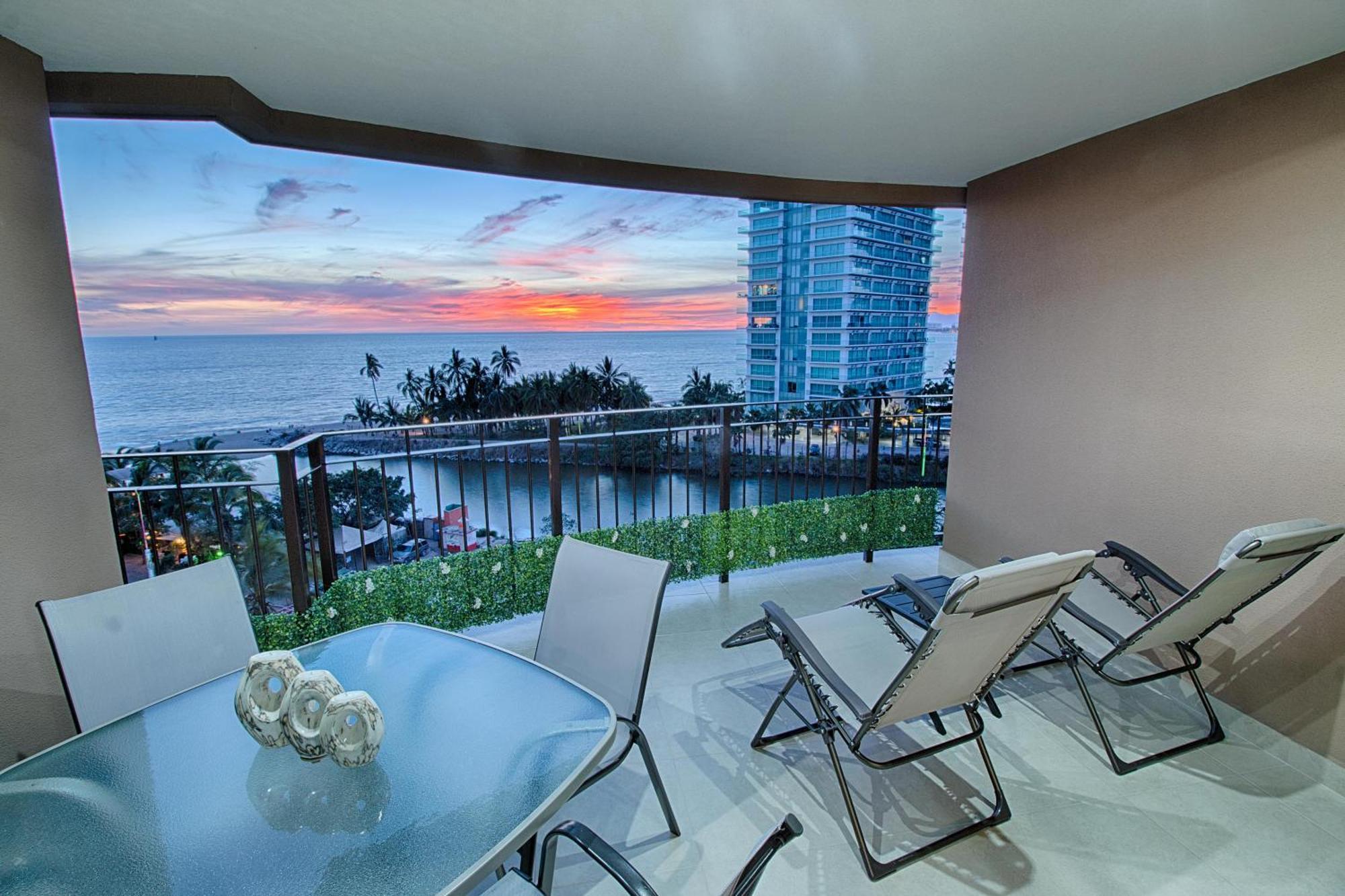 Сasa de vacaciones Beachfront With Access To Pools, Gym, Tennis Court Puerto Vallarta