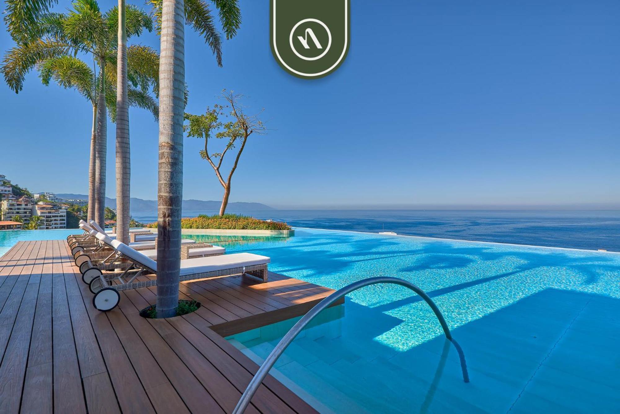 Luxury 1br With Rooftop Infinity Pool *